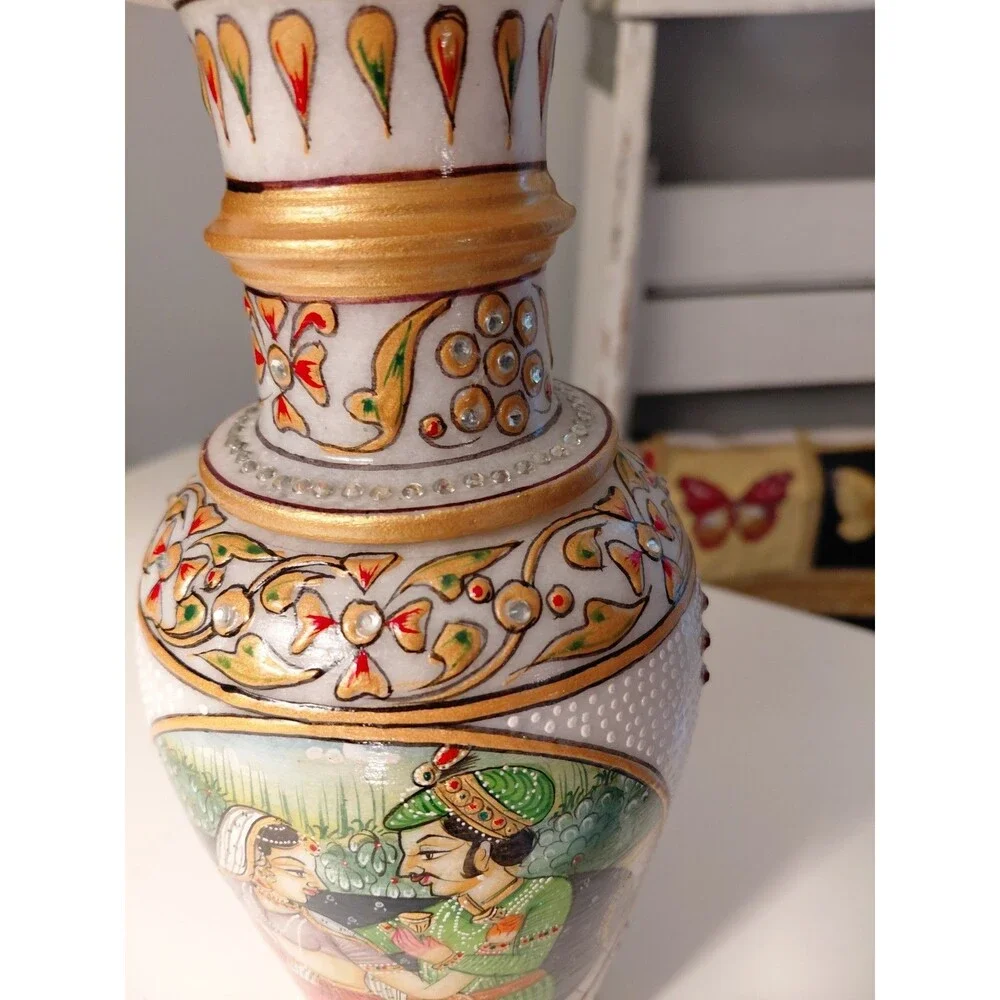Marble Vase India Mughal Style Court Scene Intricate Raised Decoration Pristine